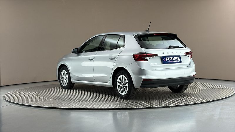 Škoda Fabia 1.0 TSI Style - fotka 2 z 23