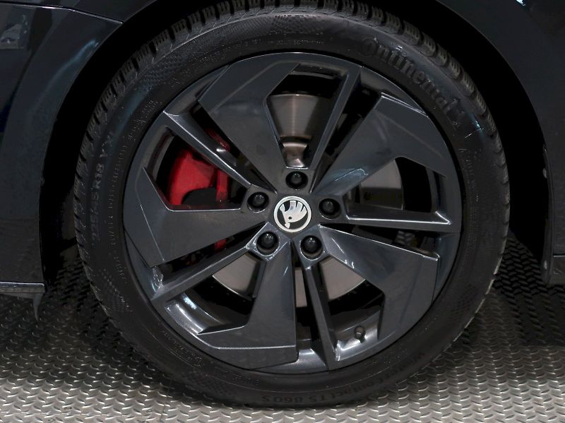 Škoda Octavia (2024) RS 2.0TSI 180KW DSG - fotka 37 z 41