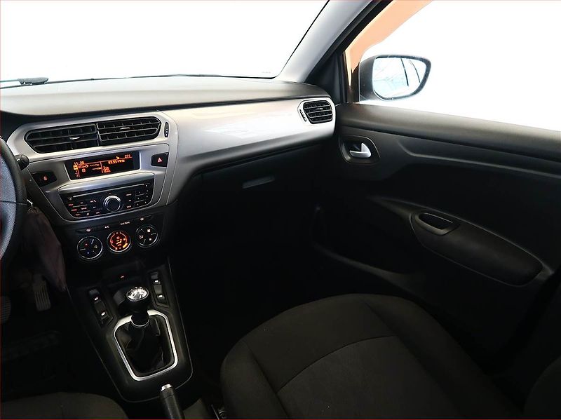 Citroën C-Elysée (2019) 1.2 PureTech, Serv.kniha - fotka 8 z 13