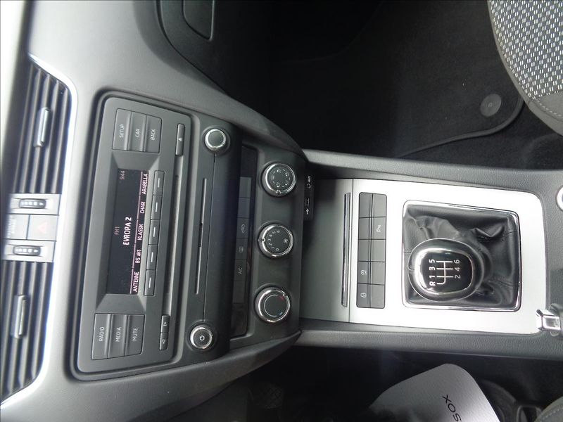 Škoda Octavia (2014) 1,4 - fotka 14 z 19
