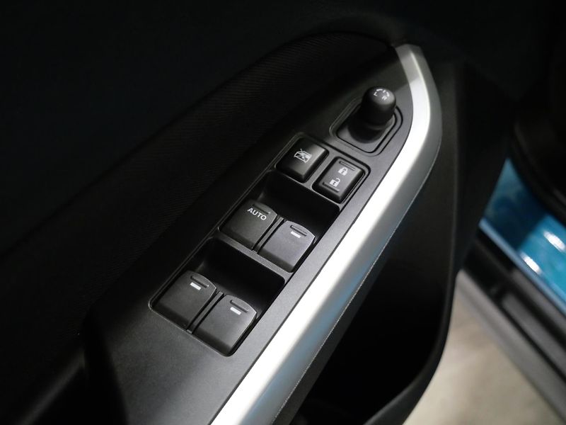 Suzuki Vitara - fotka 12 z 25
