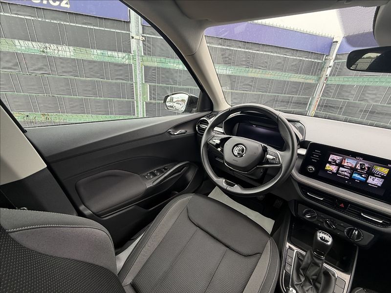 Škoda Fabia IV 1.0 Tour Full LED/Kamera/Vi - fotka 9 z 21
