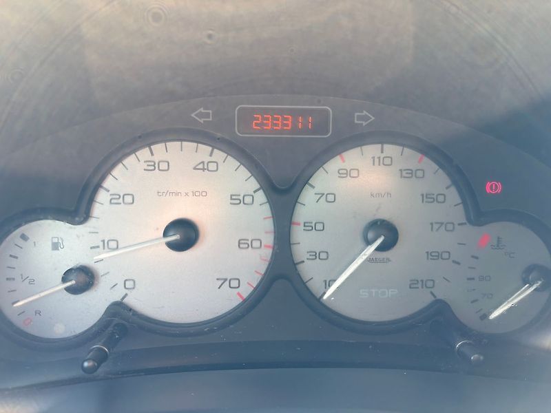 Citroën Berlingo 1.6HDI, 66kW, Tažné - fotka 9 z 13