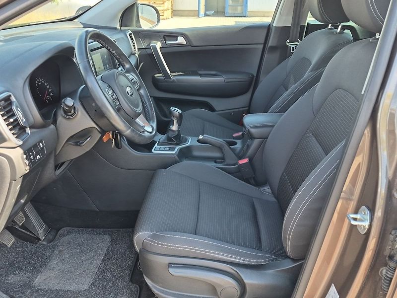 Kia Sportage Active 1.6 97 kW - fotka 9 z 25
