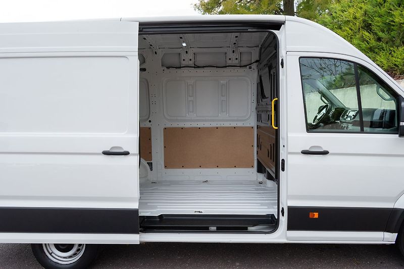 Volkswagen Crafter 2.0 TDI L2H2*DPH*40t.KM* - fotka 25 z 28