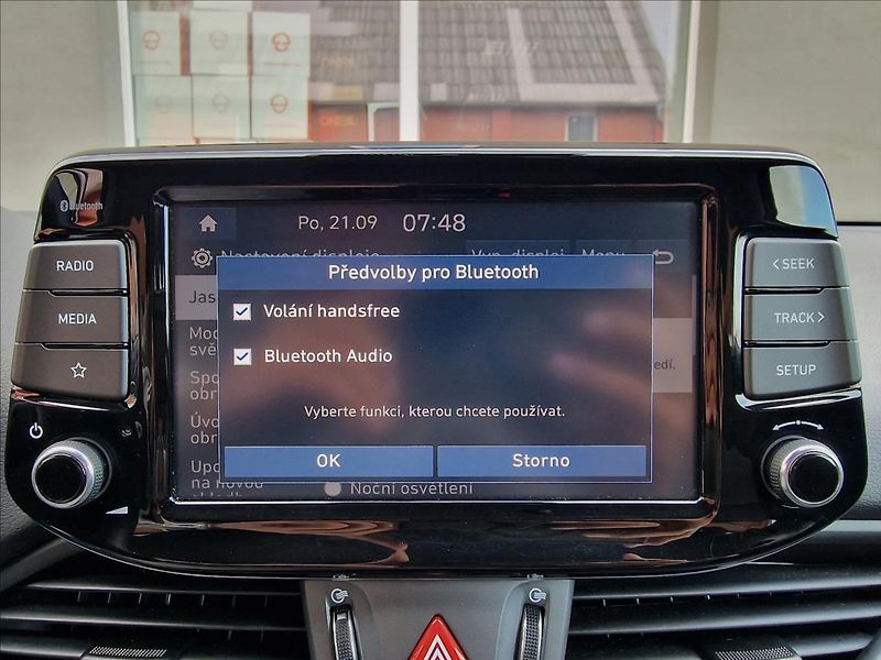 Hyundai i30 1.0 T-GDI Comfort,ČR,1.Maj. - fotka 28 z 50
