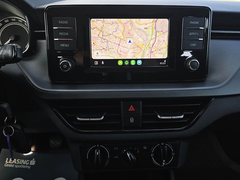 Škoda Scala 1.0TSI 70KW AMBI SmartLink ČR! - fotka 23 z 36