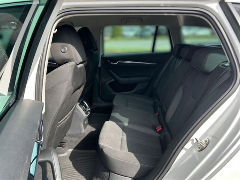Škoda Octavia 2,0 TDI 85 Style - fotka 8 z 11