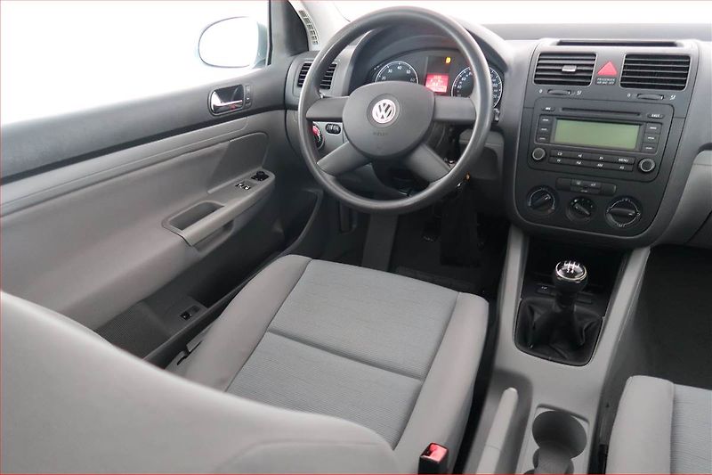 Volkswagen Golf (2004) 1.6 FSI, po STK, jezdí výborně - fotka 7 z 15
