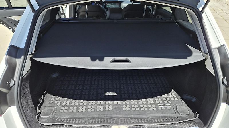 Mercedes-Benz Třídy E 350d 4Matic Exclusive - fotka 17 z 21