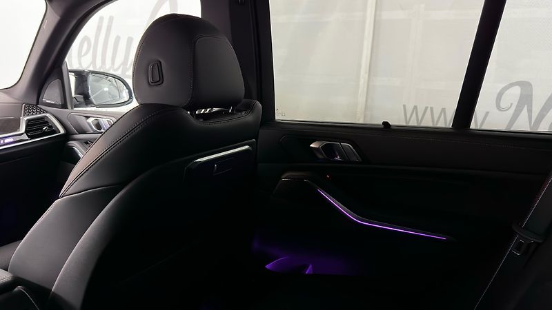 BMW X5 M60i / ZÁRUKA / TOP STAV - fotka 29 z 67