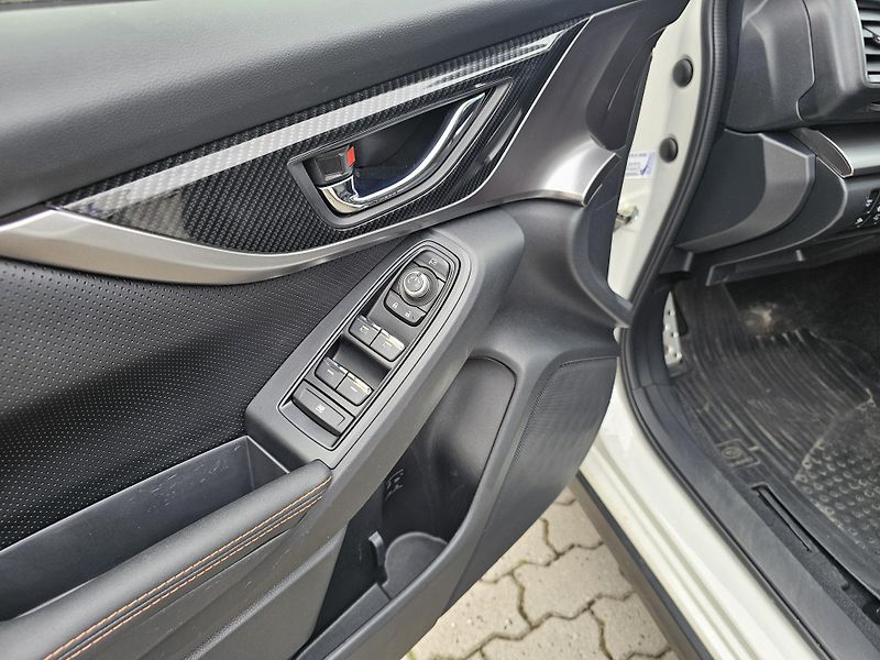 Subaru XV (2021) Executive, kůže, NAVI,TOP stav - fotka 9 z 15