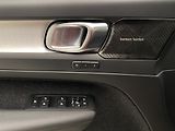 Volvo XC40 T4 MOMENTUM AUT CZ - náhled 29