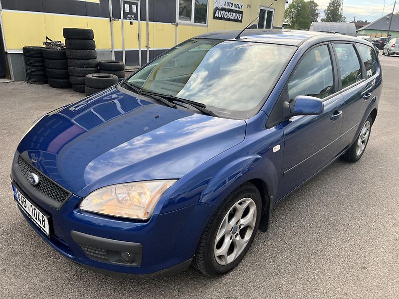 Ford Focus 1,6TDCI 74KW,KLIMA,2xPNEU - fotka 3 z 39