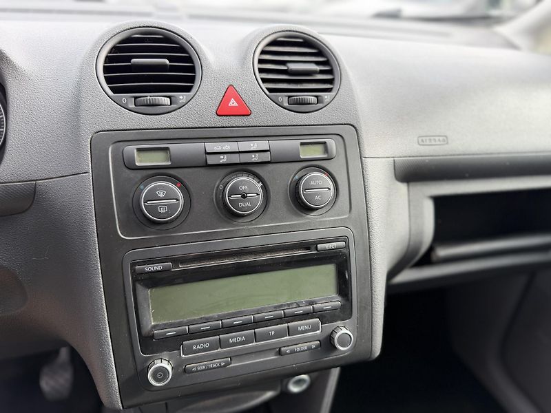 Volkswagen Caddy 1.9 TDi, 77kw, TAŽNÉ - fotka 8 z 8