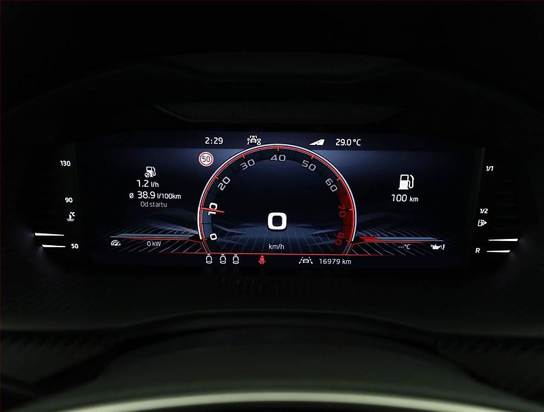 Škoda Kamiq (2024) Monte Carlo 1.0 TSI - fotka 9 z 21