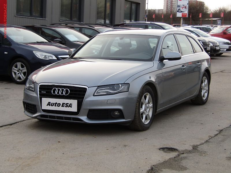 Audi A4 (2011) 3.0 TDi quattro, Bixen - fotka 3 z 16