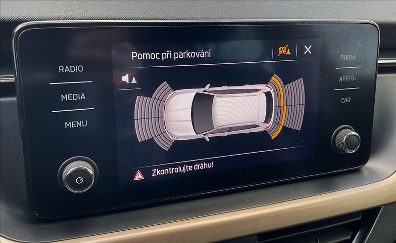 Škoda Kamiq 1,0 TSi,81kW,STYLE,ČR,DPH - fotka 15 z 23