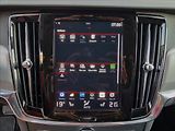 Volvo V90 B4 AWD Momentum Pro Auto,1Maj - náhled 28