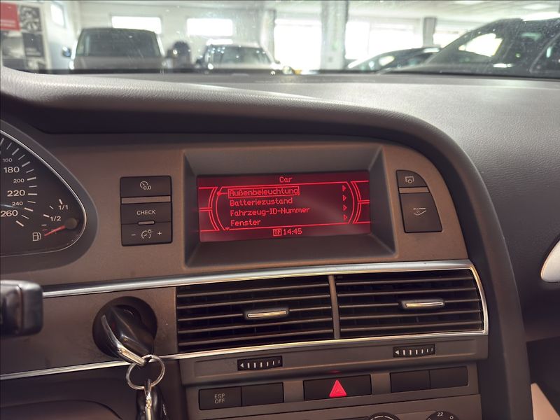 Audi A6 2,4   V6 QUATTRO ALCANTARA - fotka 12 z 30