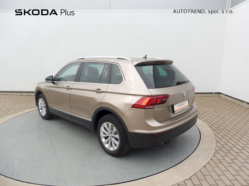 Volkswagen Tiguan (2019) Maraton Edition 2,0 TSI 140kW - fotka 24 z 26
