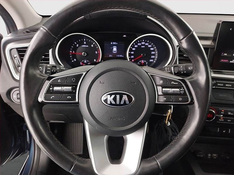 Kia Ceed (2019) 1.6 CRDi, Serv.kniha, Navi - fotka 16 z 19