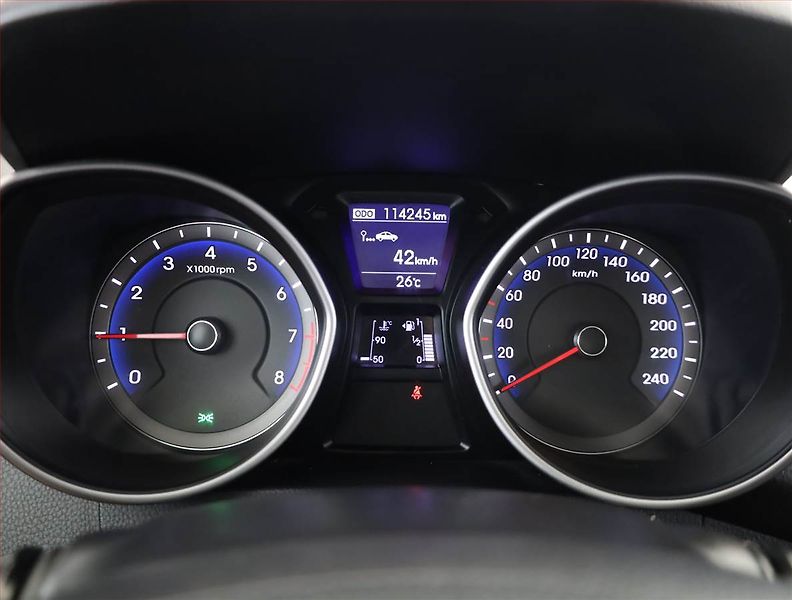 Hyundai i30 (2012) 1.6 GDI, Serv.kniha, Tempomat - fotka 8 z 14