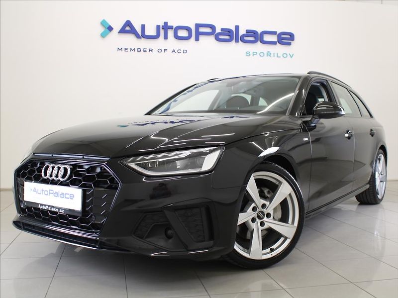 Audi A4 2,0 40TDi S-Line 56tkm. 1.maj. - fotka 1 z 22
