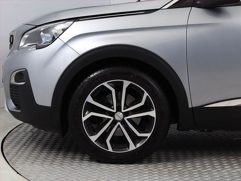 Peugeot 3008 (2017) 1.6 BlueHDi, Automat - fotka 13 z 19