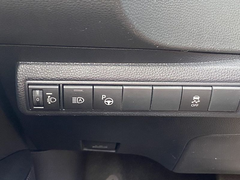 Toyota Corolla 1.8HSD, ČR-1m, ComTech, DPH - fotka 14 z 18