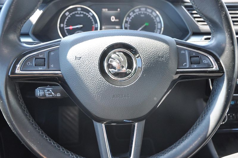 Škoda Superb III 2.0TDi 110kW KOMBI Ambitio - fotka 14 z 22
