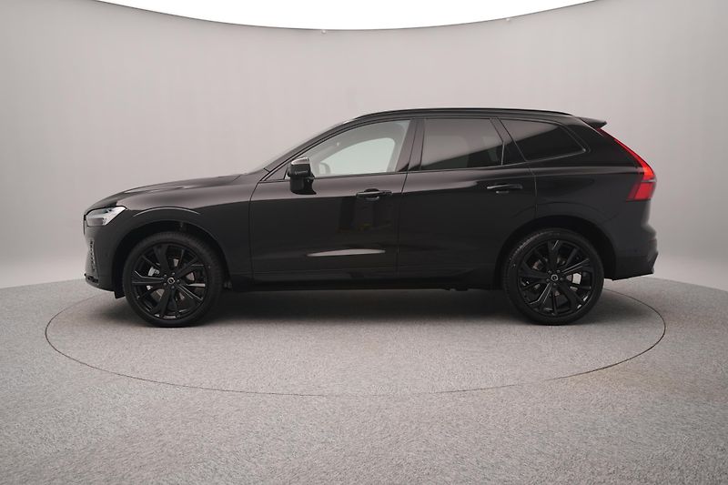 Volvo XC60 (2026) B5 AWD AUT PLUS BLACK EDITION - fotka 9 z 22