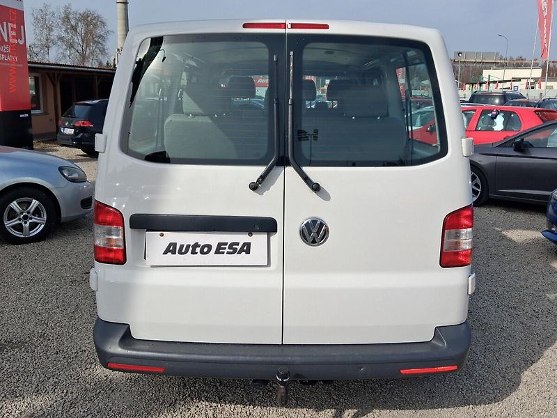 Volkswagen Transporter (2013) 2.0TDi L2 9míst, 103kW, AC - fotka 5 z 15