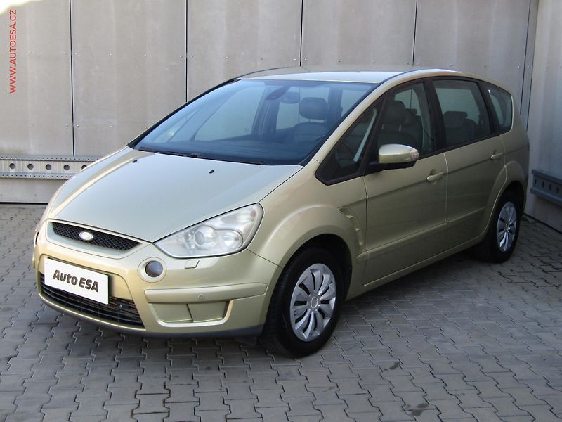 Ford S-MAX (2006) 2.0 TDCi, AC, kůže - fotka 3 z 19