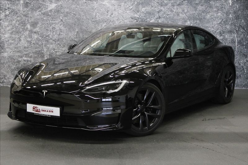 Tesla Model S 0,0 1.majitel ZÁNOVNÍ ! - fotka 1 z 34