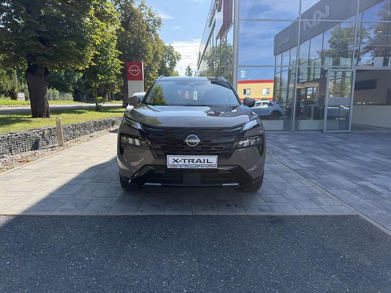 Nissan X-Trail (2026) e-POWER,e-4O, 4WD, TEKNA, BOSE - fotka 2 z 20
