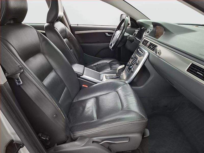 Volvo XC70 (2012) D5 AWD, 4X4, Automat, Navi - fotka 9 z 20