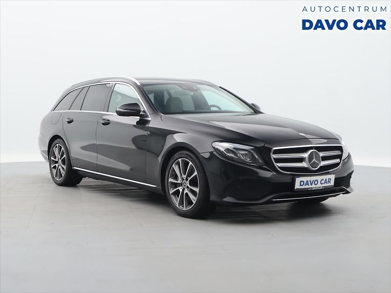 Mercedes-Benz Třídy E 2,0 300d 180kW DPH 360° Aut. - fotografie inzerátu
