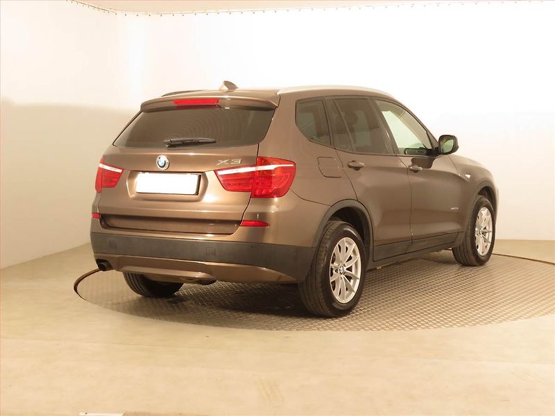 BMW X3 (2012) xDrive20d, 4X4, Serv.kniha - fotka 5 z 15
