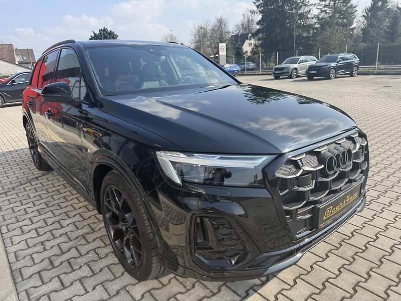 Audi Q7 (2026) 50TDI 210kW S-LINE GRAVITY LED - fotka 16 z 54