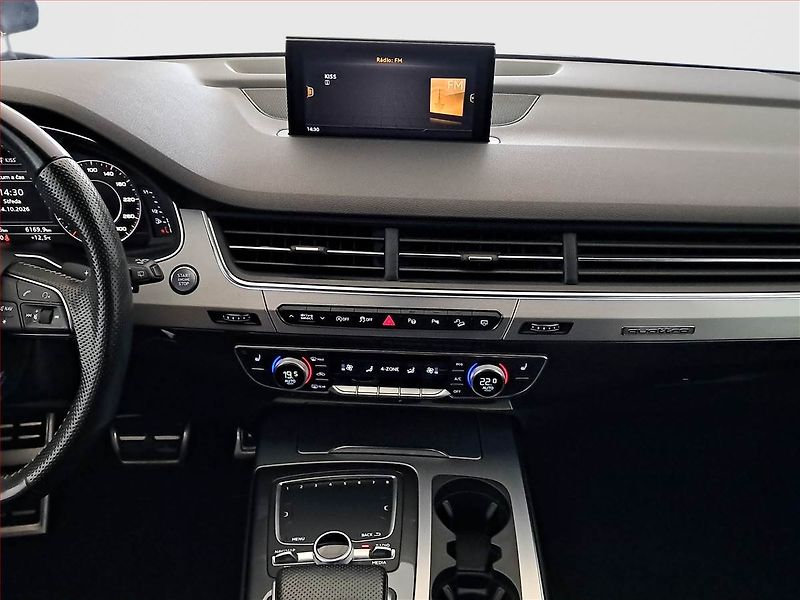 Audi Q7 (2018) S-Line 3.0 TDI - fotka 12 z 25
