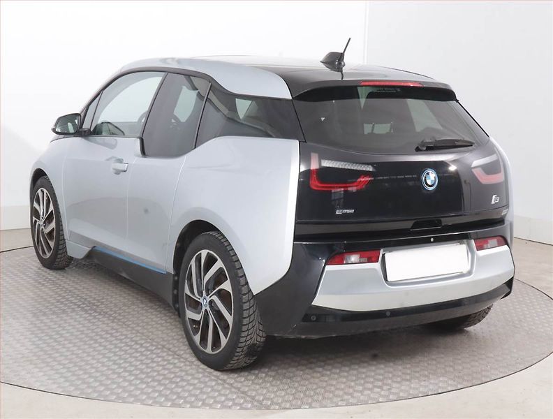 BMW i3 (2014) 60Ah BEV, SoH 74%, Automat - fotka 4 z 19