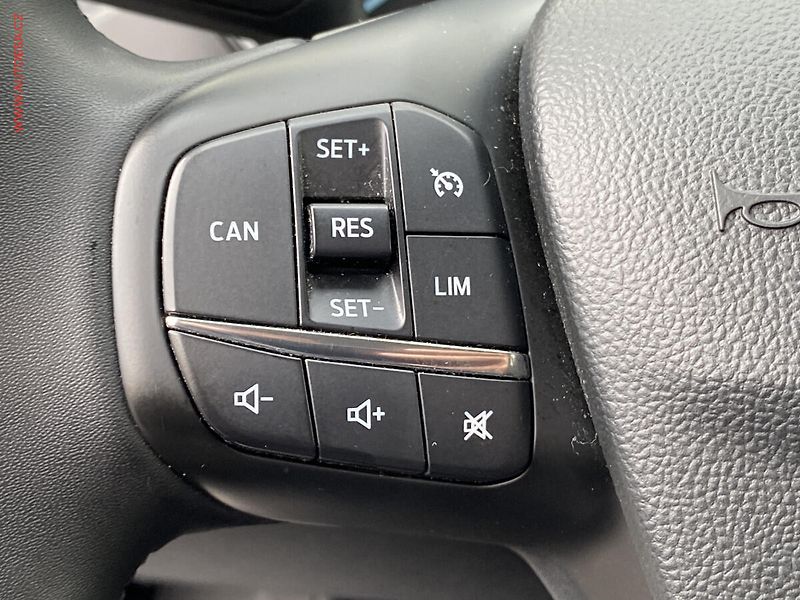 Ford Focus (2022) 1.5 TDCi, Trend Plus, LED - fotka 13 z 17