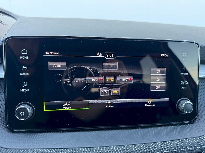 Škoda Fabia (2025) 1.0 TSI 85kW DSG Top Selection - fotka 21 z 35