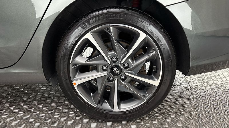 Hyundai i30 1.5 T-GDI AUT Style Kombi - fotka 19 z 29