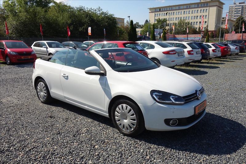 Volkswagen Golf 1,2 TSi 77KW, SERVISNÍ KNIHA. - fotka 18 z 48