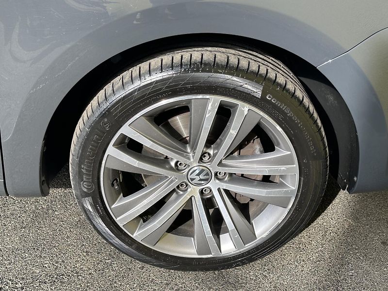 Volkswagen Sharan (2021) 1.4TSI/110kW * 7.Míst * 2.Maj  - fotka 44 z 45