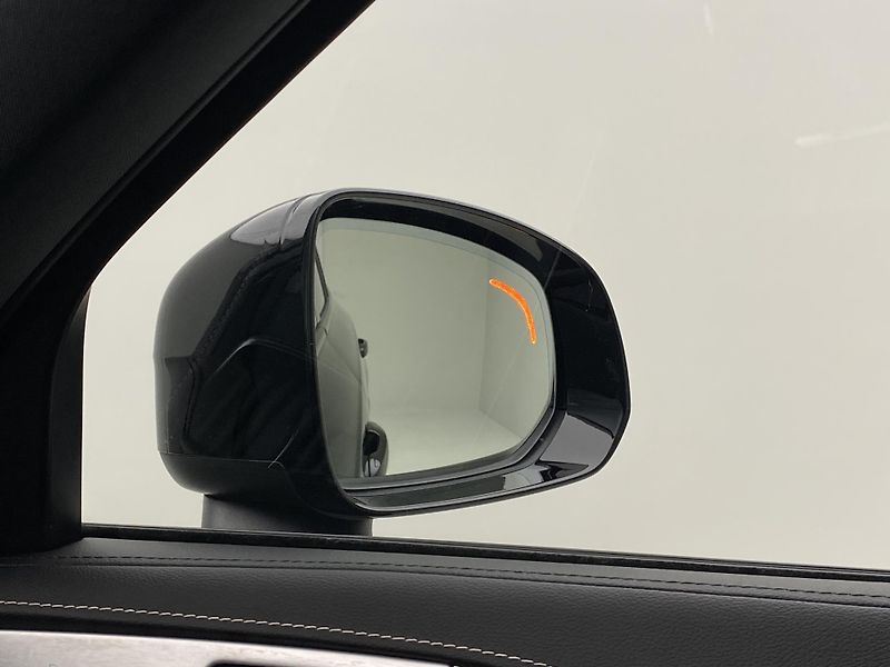 Volvo XC90 B5 AWD R-DESIGN AUT 7míst - fotka 39 z 52