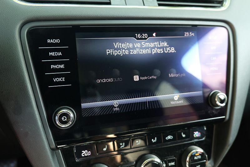 Škoda Octavia 1.0 TSI DSG CarPlay Tažné Senz - fotka 24 z 30