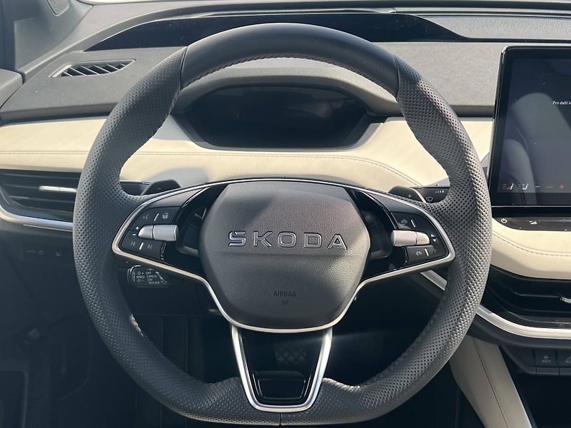 Škoda Enyaq (2026) L&K 85 82kWh - fotka 10 z 23